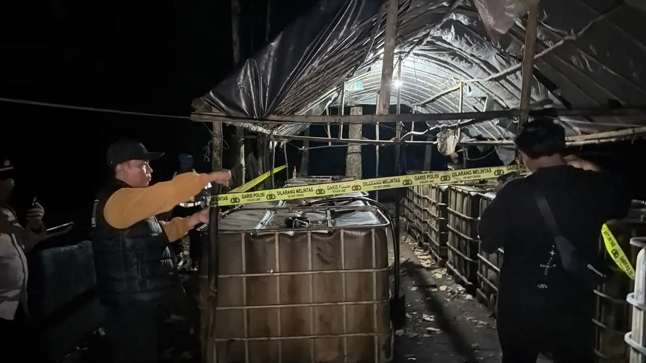 Dua Pelaku Diamankan, Pemilik Illegal Refinery di Ulak Paceh Muba Buron