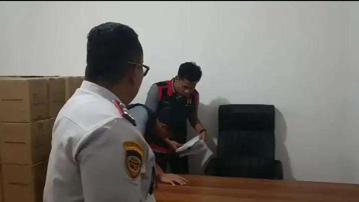 Tim Kejari Palembang Geledah Kantor Dishub Kota, Diduga Terkait Pengadaan Lampu Jalan 2025