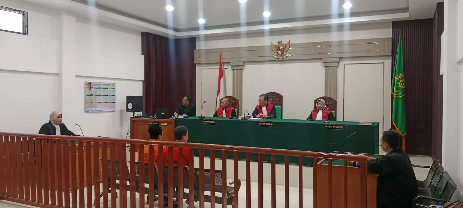 Dua Terdakwa Kasus BBM Oplosan Dituntut 1 Tahun 6 Bulan Penjara, Denda Rp205 Juta