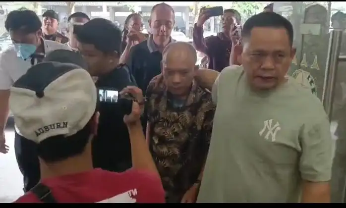 Kejati Sumsel Amankan Lima Orang Terkait Dugaan Gratifikasi di Sektor Jasa Lalu Lintas Sungai